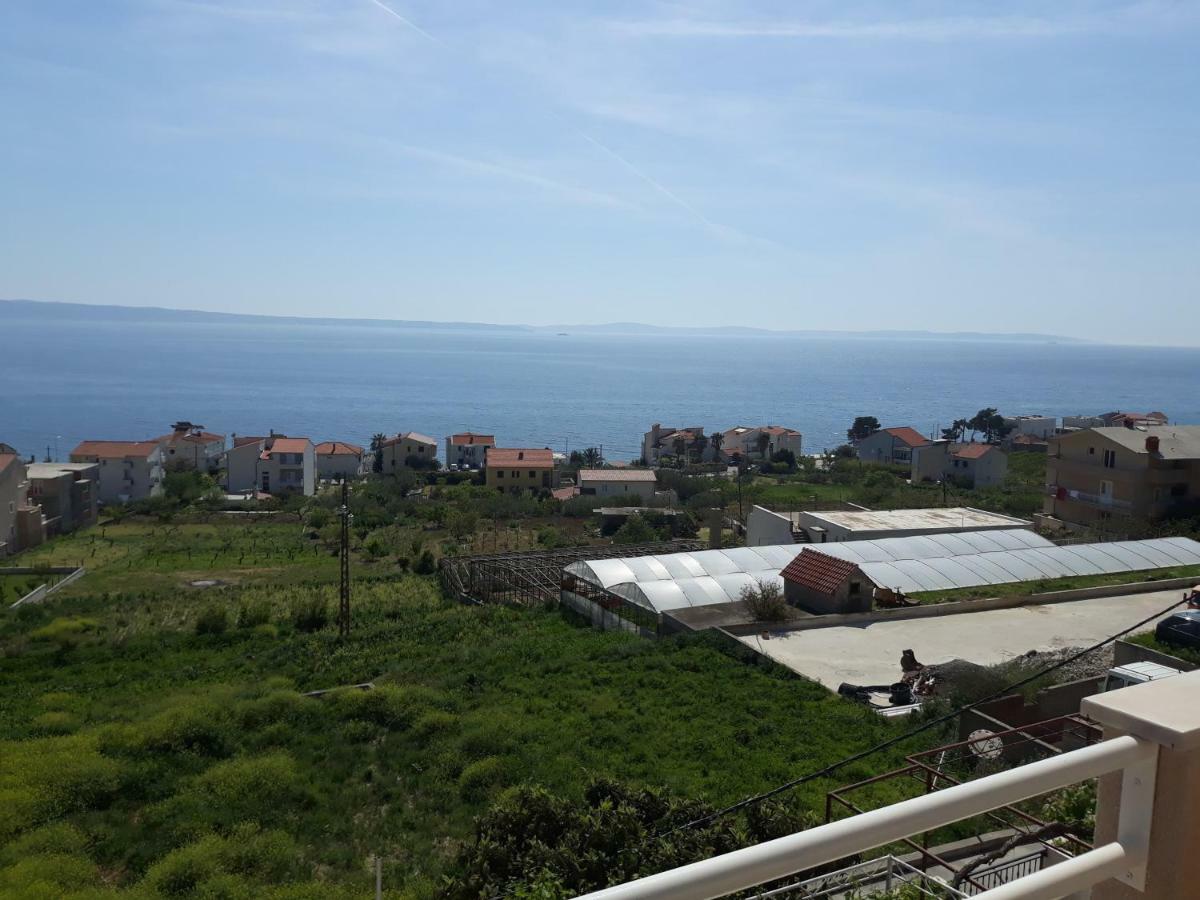 Appartamento Apartman Dani-Podstrana Esterno foto
